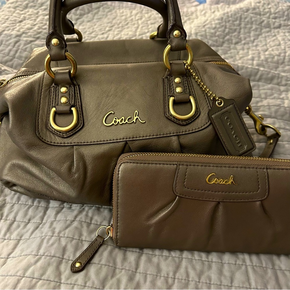 COACH Madison bag and matching zip wallet